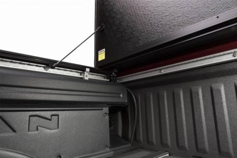 UnderCover 16-20 Nissan Navara 5ft Flex Bed Cover