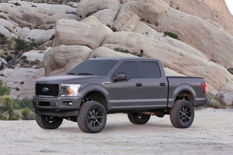 Fabtech 15-18 Ford F150 4WD 6in Performance System - Component Box 1