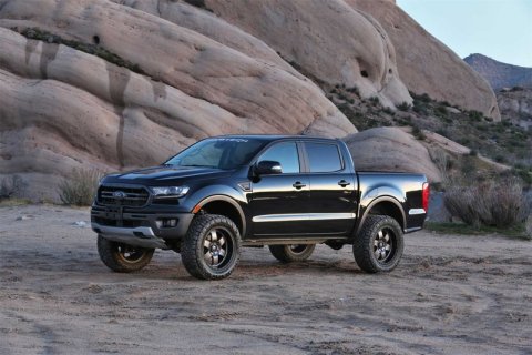 Fabtech 2019 Ford Ranger 4WD 3.5in Ball Joint UCA System - Component Box