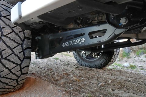 Fabtech 23-24 Ford Super Duty Diesel 4in Radius Arm Component Box