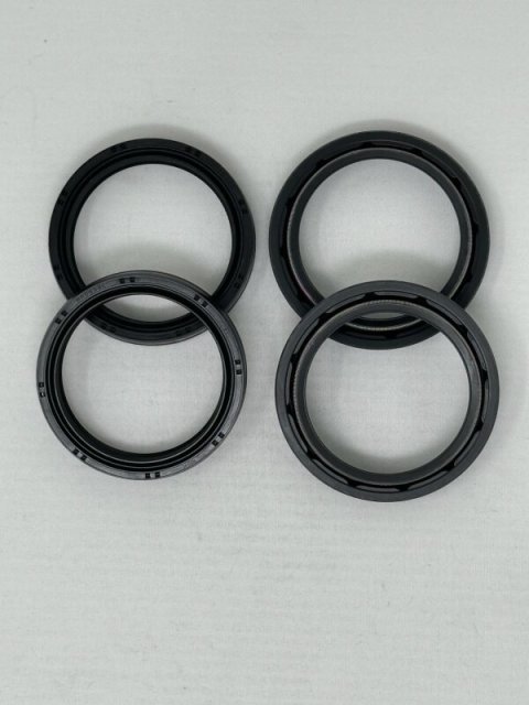 KYB Front Fork Oil and Dust Seal Set 47 mm. Showa Forks
