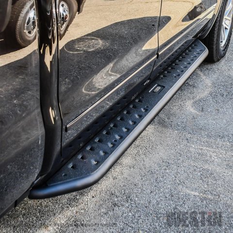 Westin 14-18 Chevrolet/GMC Silv/Seirra 1500 Double Cab Outlaw Nerf Step Bars - Textured Black