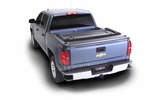 Truxedo 07-13 GMC Sierra & Chevrolet Silverado 2500/3500 Dually w/Bed Caps 8ft Deuce Bed Cover