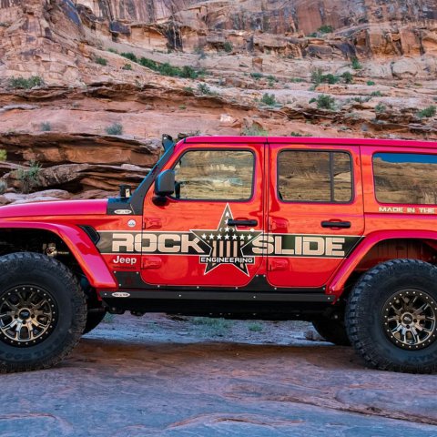 Rock Slide 18-22 Jeep JL 4 Door Step-Slider Rocker Guards