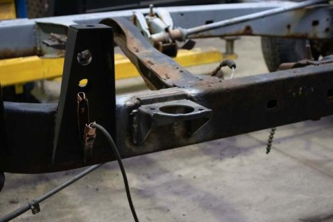 Rust Buster 88-95 Toyota Pickups Middle Body Mount- (Left)
