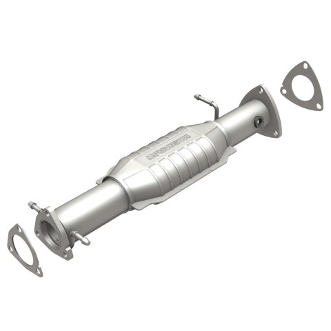 MagnaFlow Direct Fit Catalytic Converter 96-97 GM S10 Pickup 4.3L