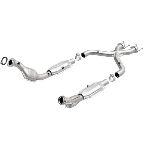 MagnaFlow Direct Fit Catalytic Converter 99-04 Mustang 4.6L 49S