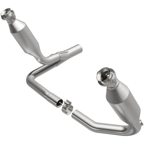 MagnaFlow Direct Fit Catalytic Converter OEM 2004 Dodge Dakota Underbody