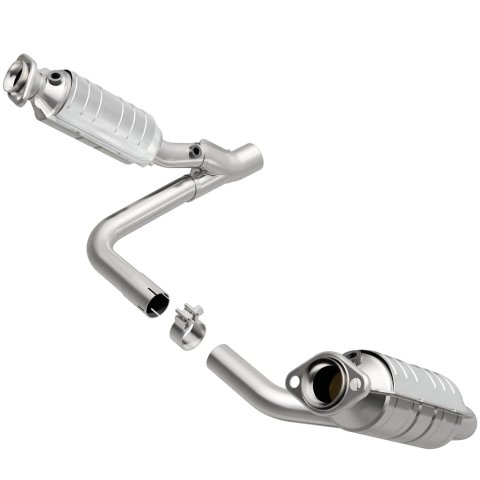 MagnaFlow Direct Fit Catalytic Converter 05-07 Dodge Durango 3.7L/4.7L