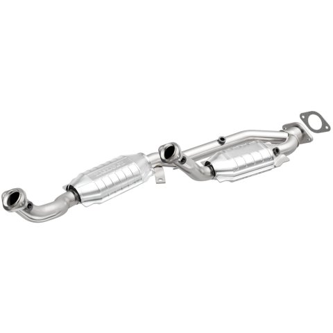 MagnaFlow Direct Fit Catalytic Converter 99-02 Windstar 3.8L