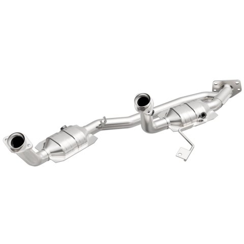 MagnaFlow Direct Fit Catalytic Converter 04 Ford Freestar 3.9L