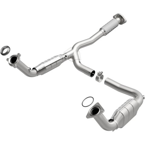 MagnaFlow Direct Fit Catalytic Converter 05-06 GMC Envoy XL Denali
