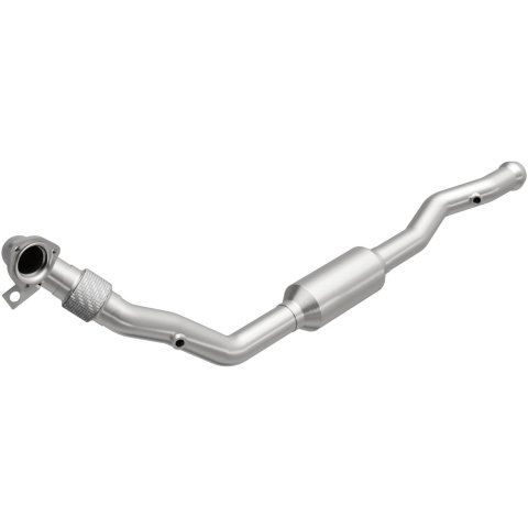 MagnaFlow 96-97 Volvo 850 2.3L Direct Fit Converter