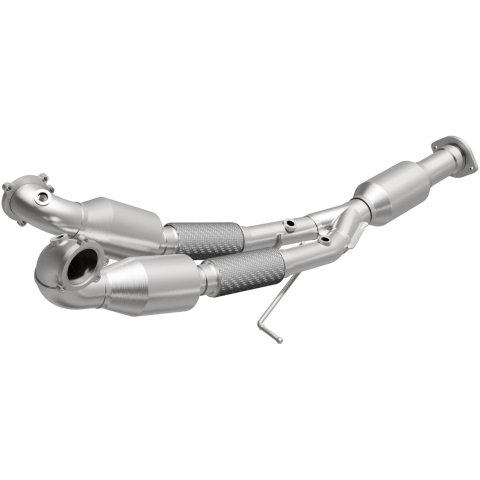 MagnaFlow 02-05 S80 2.9 L Underbody Direct Fit Converter