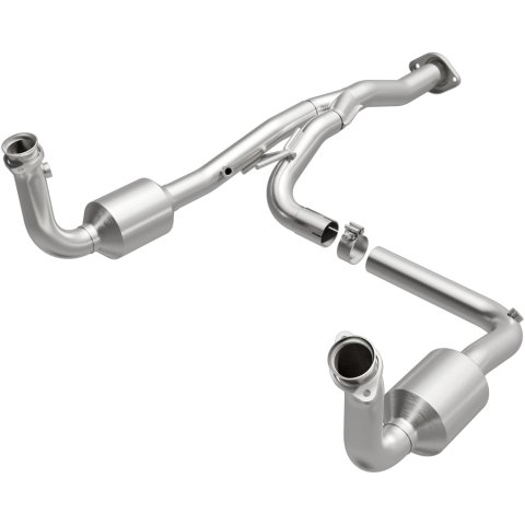 MagnaFlow 05-07 Jeep Liberty 3.7L Direct Fit Converter