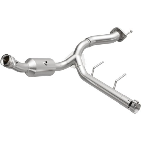 MagnaFlow 2021 Ford F-150 Right Underbody 5L Direct Fit Converter