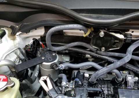 J&L 16-21 Honda Civic 1.5L Turbo (EX & Si) Passenger Side Oil Separator 3.0 - Clear Anodized