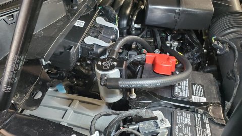 J&L 23-26 Ford F-250/F-350 6.8L;7.3L Oil Separator 3.0 Passenger Side - Black Anodized