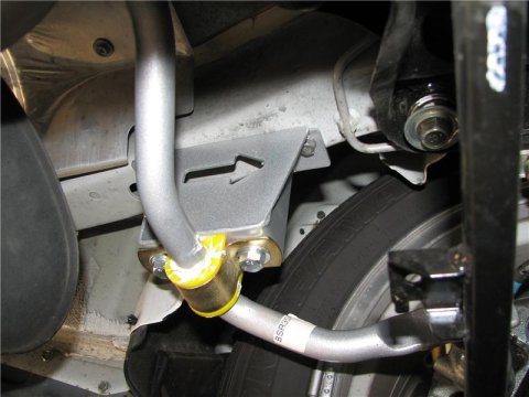 Whiteline 98-02 Subaru Forester SF (Exc GT or Turbo) Rear Swaybar H/D Mount Kit