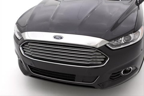 Husky Liners 13-16 Ford Fusion Grille Fascia Mount Aeroskin Hood Protector - Chrome