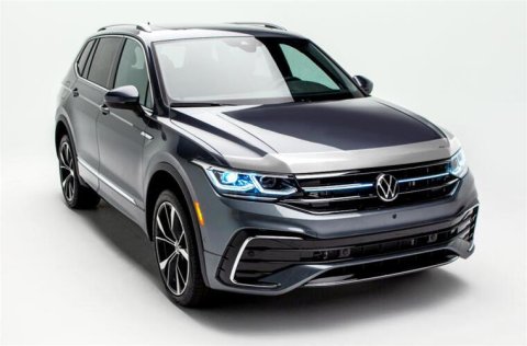 Husky Liners 18-21 Volkswagen Tiguan Aeroskin Hood Protector - Chrome