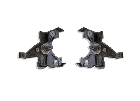 MaxTrac 88-91 GM C1500/2500 2WD Standard Cab 5/6 Lug 2in Front Lowering Spindles