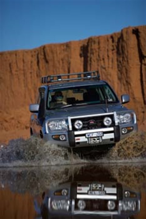ARB Winchbar H/Lightwasher Arbfog Lc200 07-11 (Fit Kit NOT Included)