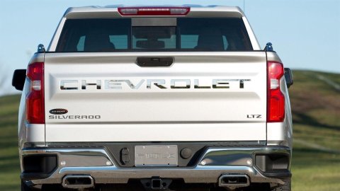 Putco 19-20 Chevy Silverado 1500 - Stainless Steel Tailgate Letters CHEVROLET Chevrolet Letters