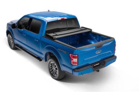 Lund 22-23 Nissan Frontier 6ft. Bed - Genesis Tri-Fold Tonneau Cover - Black