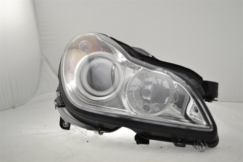 Hella 2006-2011 Mercedes-Benz CLS500 Halogen Headlight Assembly