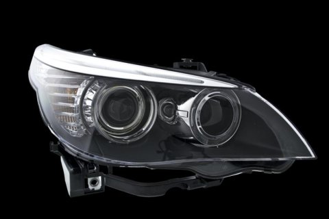 Hella 2008-2010 BMW 528i Bi-Xenon Headlight Assembly
