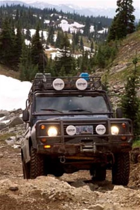 ARB Bumper/Fitting Kit Bundle 3432090 (1x arb3432090, 1x arb6171079)