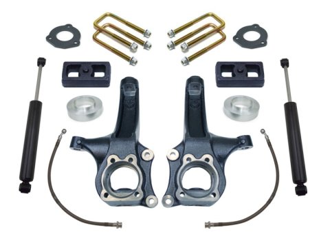 MaxTrac 15-18 Chevrolet Colorado 2WD 6.5in/3in MaxPro Spindle Lift Kit w/MaxTrac Shocks (1x mxt700440, 1x mxt900430)