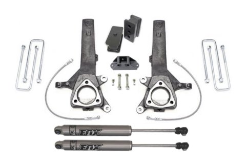 MaxTrac 04-18 Nissan Titan 2WD 4in/2in MaxPro Elite Spindle Lift Kit w/FOX Shocks (1x mxt705340, 1x mxt905320F)