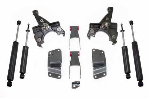 MaxTrac 92-98 GM C1500/2500 2WD Standard Cab 5/6 Lug 2in/4in Lowering Spindle Kit (Bundled Kit)