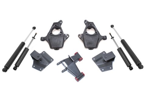 MaxTrac 99-06 GM C1500 2WD 2in/4in Lowering Spindle Kit (1x mxt100920, 1x mxt200941)