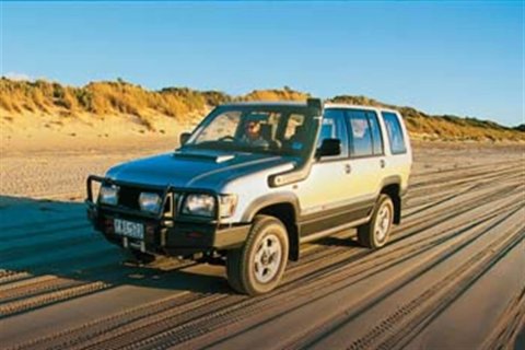 ARB Deluxe Bumpers 3444060 Bumpers, Bumper, Fabricated, Steel, Black Powdercoated, Winch Mount, 68 in. Bar Width, Front, Isuzu, Kit