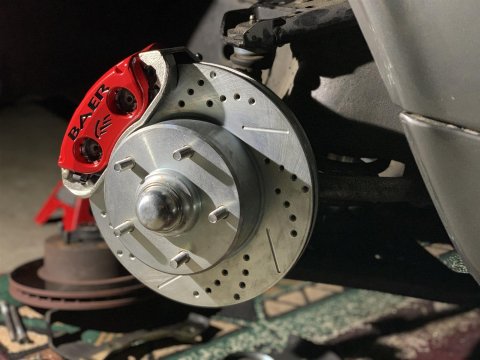 Baer Brakes Classic Disc Brake Kits 4261561R Kit, Classic, Front, Cross-drilled/Slotted Rotors, 2-piston Red Powdercoated Calipers, Ford, Kit