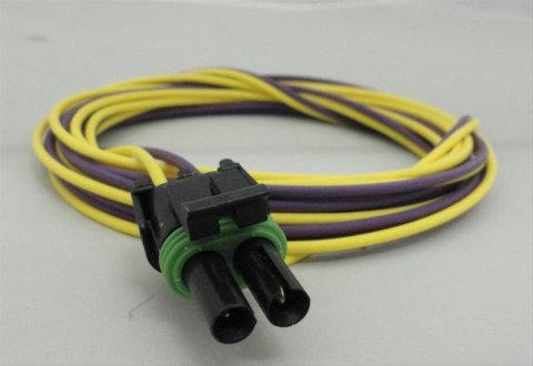 Classic Instruments Wiring Connectors and Pigtails SN18R TWIN WIRE VSS 700R4 PLUG