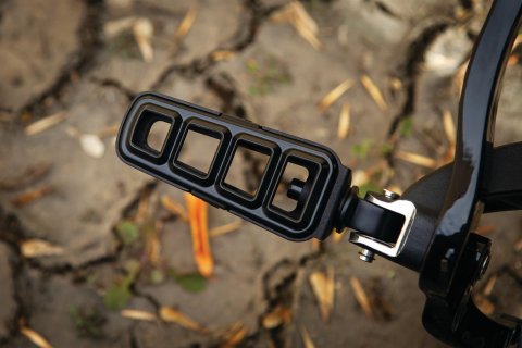 Kuryakyn Dillinger Pegs 6667 Foot Pegs, Dillinger, Aluminum, Satin Black, Harley-Davidson®, Pair
