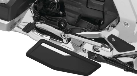 Kuryakyn Omni Driver Floorboards 6752 OMNI FLOORBOARDS CHR