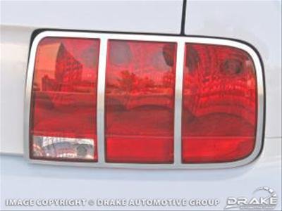 Drake Muscle Cars - Taillight Trim for 2005-2009 MUSTANG 5R3Z-13489-C 2005-09 Mustang Tail Light (Polished)