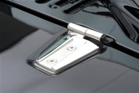 Smittybilt Complete Hood Accessory Kits S/B7680 Kit