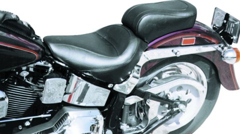 Mustang 84-06 Harley Standard Rear Tire Touring 1PC Seat - Black