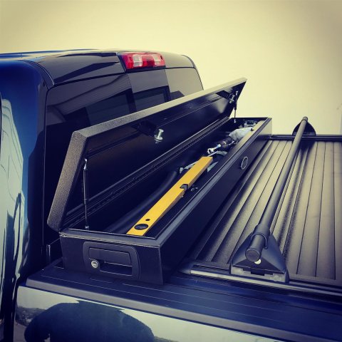 Truck Cover USA American Work Jr. Covers CRJR166 Tonneau Covers, Covers, Retractable, Hard Style, Aluminum, Black Textured, 5 ft. Bed Length, Ford, Each