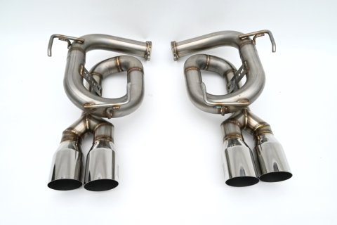 Invidia 22+ Subaru WRX Twin Loop 3.5in. Single Layer Stainless Steel Tip Axle-Back Exhaust