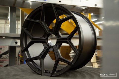 Vossen x Novitec NL4-Cl 20x9in - Centerlock - ET24 - Satin Black Lamborghini Aventador Front Wheel