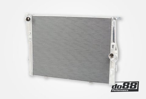 do88 07-13 BMW M3 (E90/E92/E93) Aluminum Radiator