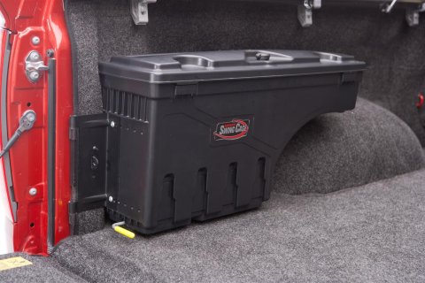 UnderCover 17-20 Ford F-250/F-350 Passengers Side Swing Case - Black Smooth