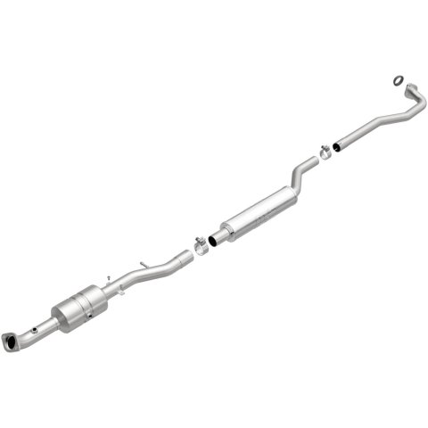 MagnaFlow Direct Fit Catalytic Converter 2008-2009 OUTLANDER 2.4 L Underbody